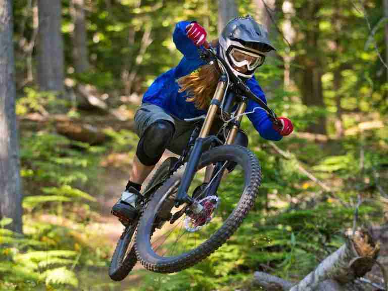 15 Female Mountain Bikers To Follow on Instagram