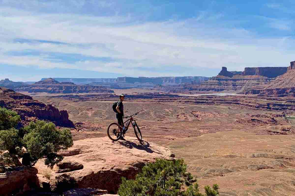 Captain Ahab is one of Moab's most iconic mountain bike trails. Learn more about riding Moab's Captain Ahab in this trail guide.