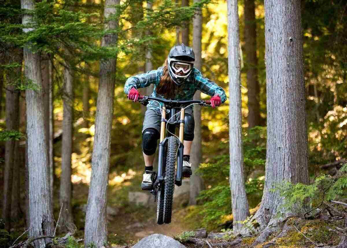 Learn about the best mountain bike protective gear to keep you safe out on the trails including helmets, knee pads, elbow pads, and more.
