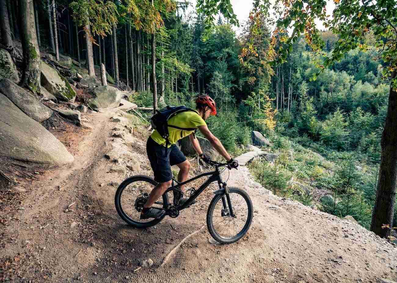 A Complete List Of Downhill Bike Parks in the US [2023]