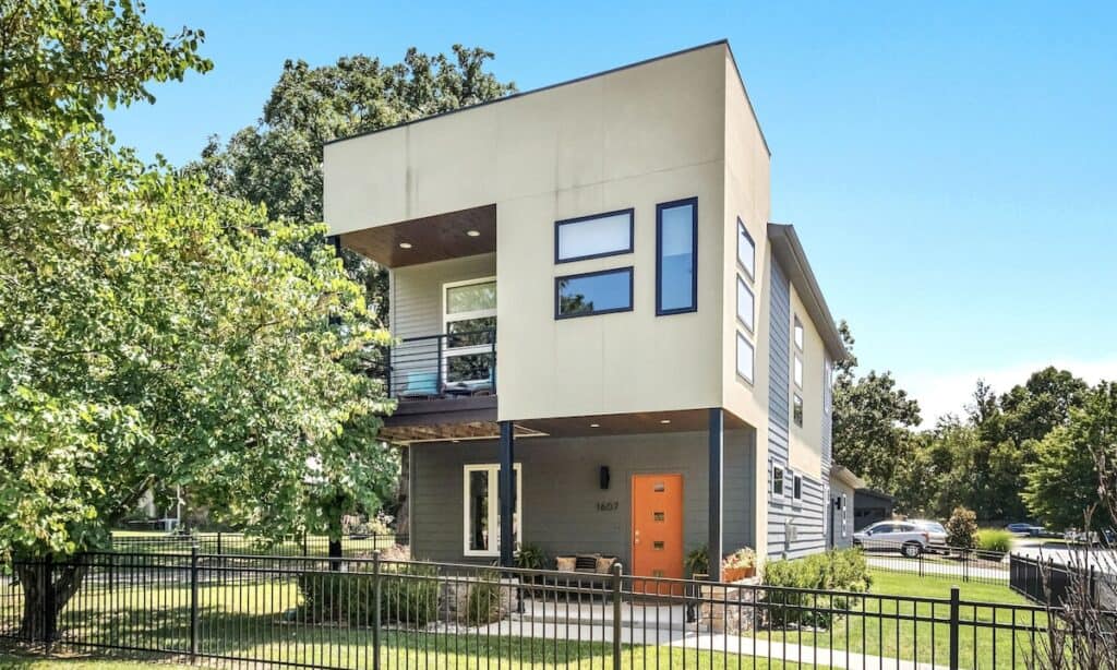 Three story modern design house