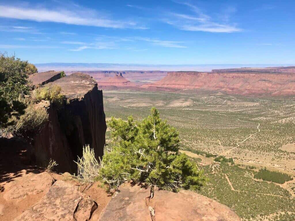 Overlook onto canyonland views of the Whole Enchilada in Moab, Utah