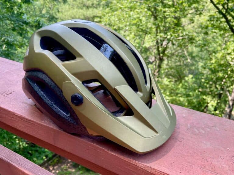 Gear Review: Giro Manifest Mountain Bike Helmet