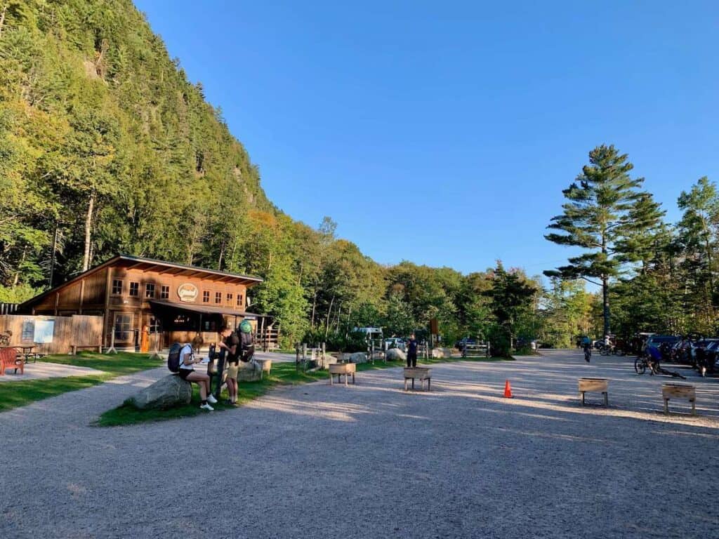 Parking area and registration at VBN trail network in Quebec