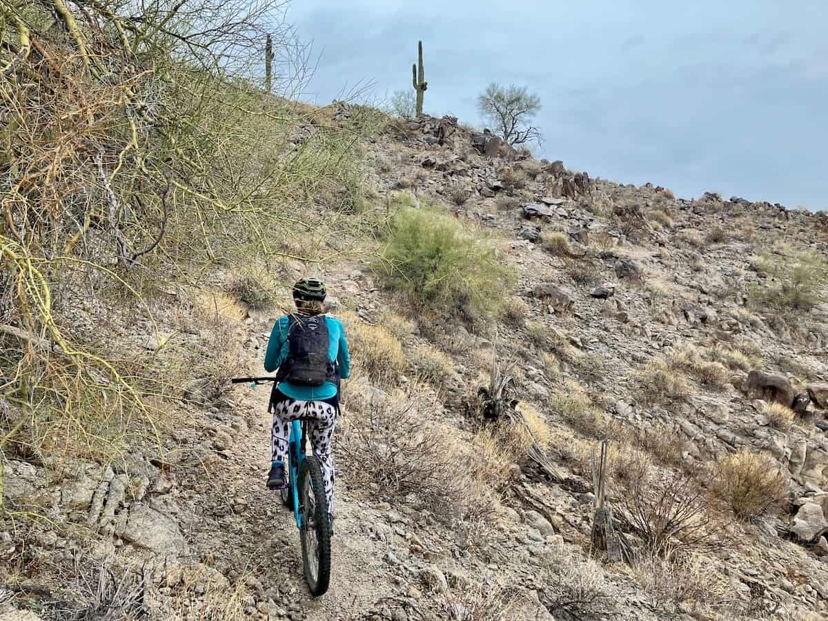Osprey Raven Review The Best Backpack for Mountain Bikers?