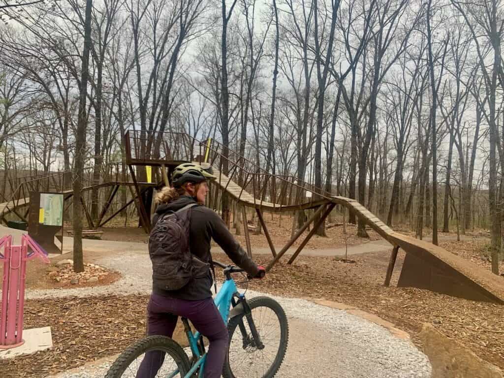 Mountain bike standing over bike near an elevated platform hub
